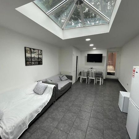 Studio Close To Selly Oak Train Station Birmingham Exteriér fotografie